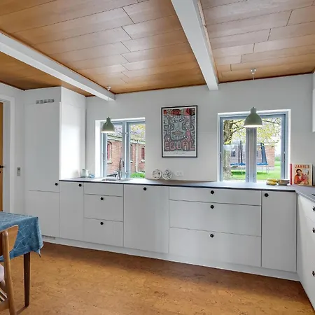 4 Bedroom Beautiful In * Tarm