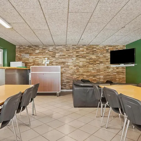 Beautiful In With Kitchen بيت للعطل *