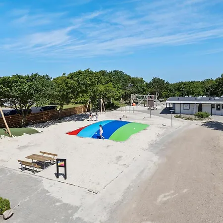 4 Bedroom Beautiful In Tarm