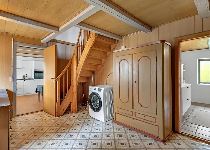 4 Bedroom Beautiful In Tarm