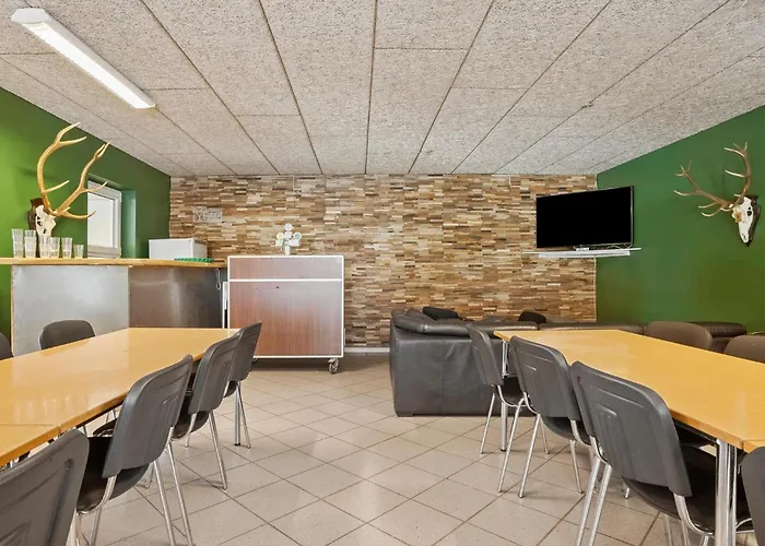 4 Bedroom Beautiful In Nyaraló *