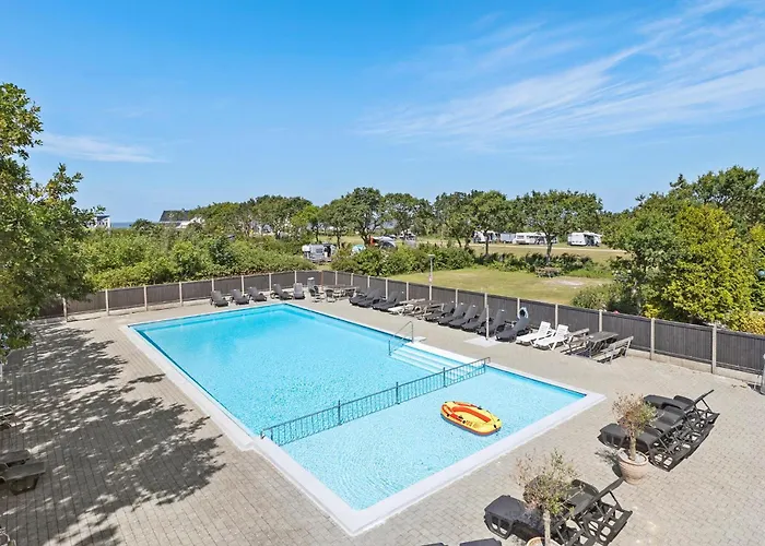 4 Bedroom Beautiful In Tarm